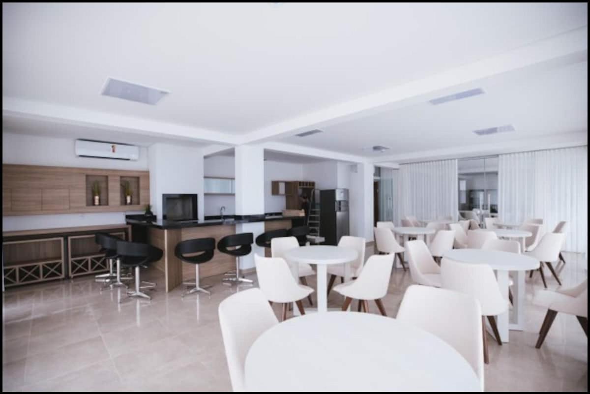 Ape Estilo Resort C/ Pe Na Areia E Vista Mar, Proximo Ao Beto Carrero Piçarras Zewnętrze zdjęcie