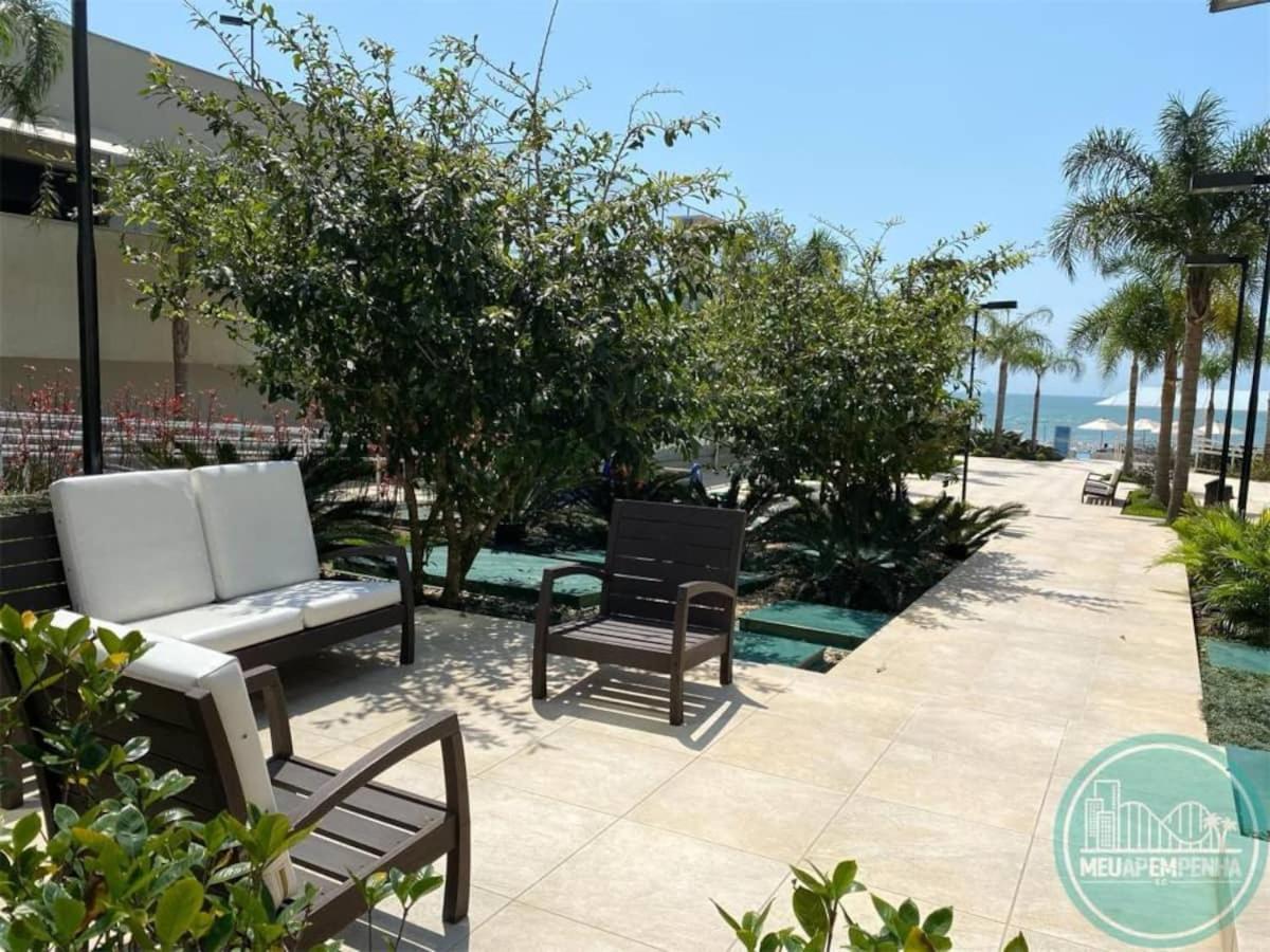 Ape Estilo Resort C/ Pe Na Areia E Vista Mar, Proximo Ao Beto Carrero Piçarras Zewnętrze zdjęcie