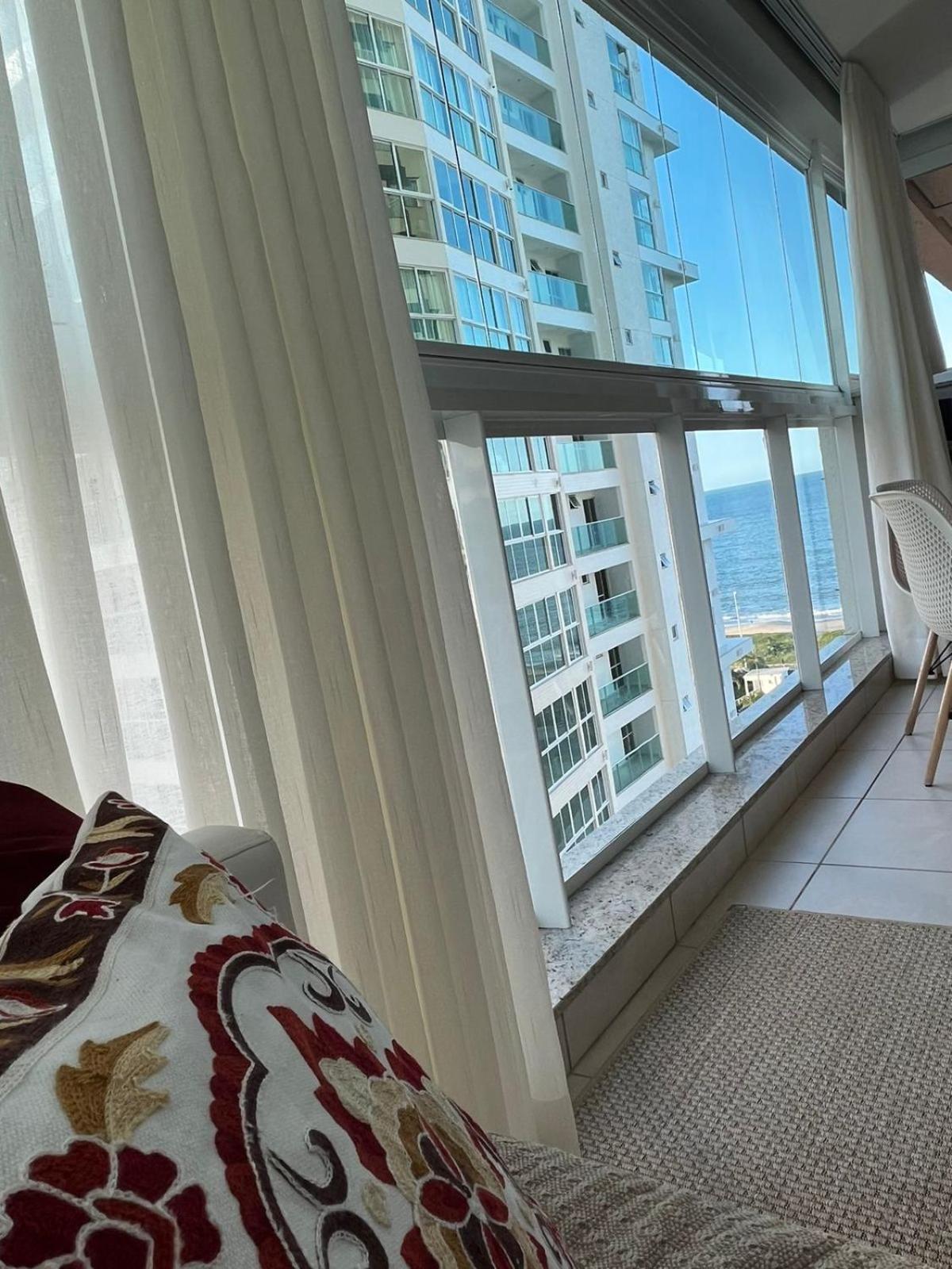Ape Estilo Resort C/ Pe Na Areia E Vista Mar, Proximo Ao Beto Carrero Piçarras Zewnętrze zdjęcie